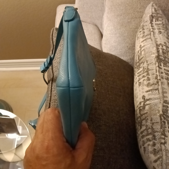 Coach - Picture 8 of 16